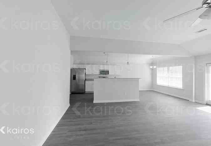 814 Heather Dr - Photo 5 of 22