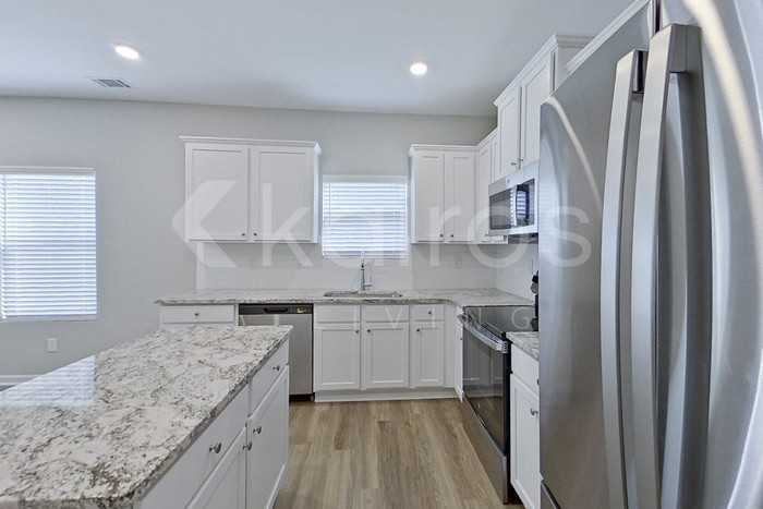 163 Williams Ln - Photo 6 of 26