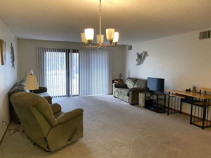 11 Arbor Hill Cir #29 - Photo 4 of 15