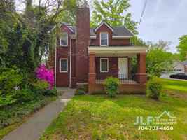 featured image of 754 Montgomery Ave #B