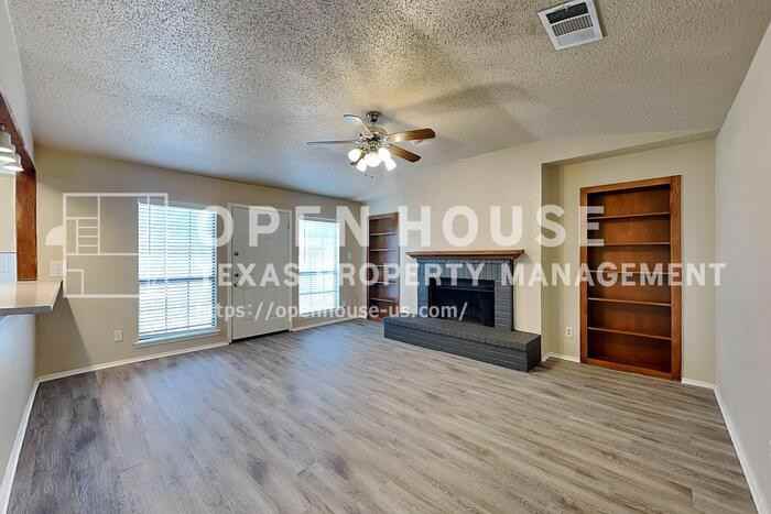 4418 Santa Cruz Ln - Photo 4 of 22
