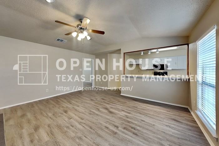 4418 Santa Cruz Ln - Photo 6 of 22