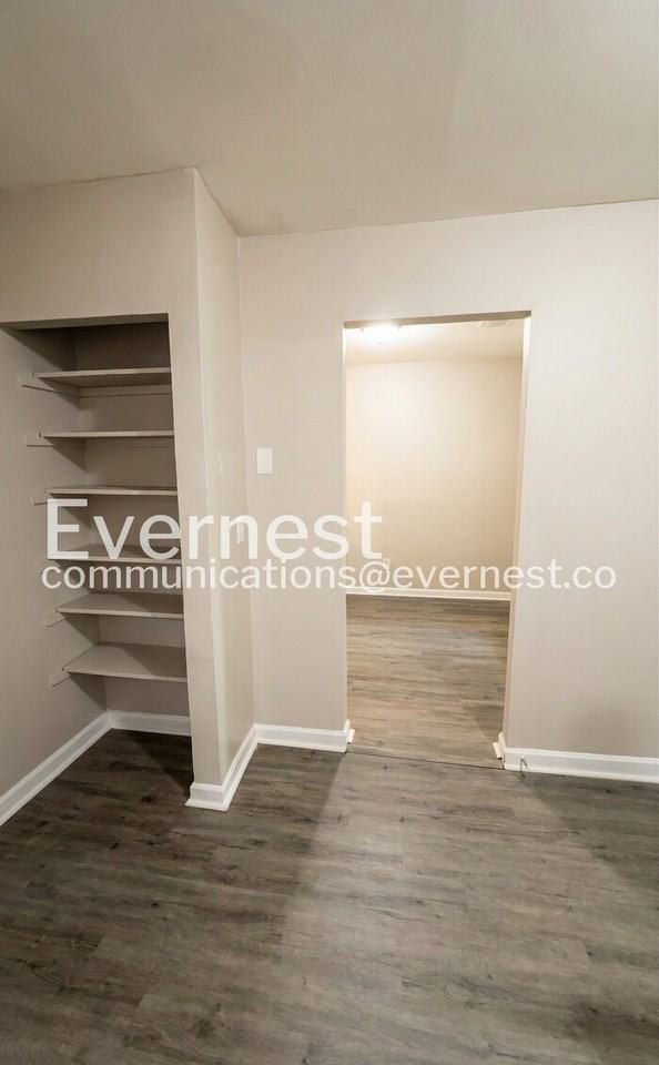 1689 Thrasher Ct - Photo 5 of 32