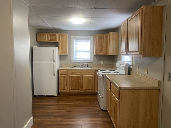 316 Phelps St - Photo 5 of 17