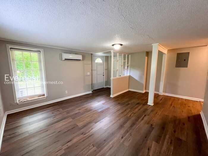 5727 N Morgan Ln #4 - Photo 4 of 13