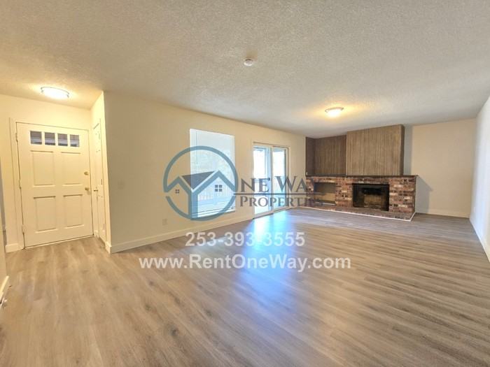 2604 92nd St S #B - Photo 2 of 13