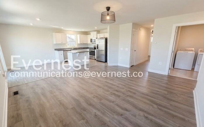 18393 Signature Way - Photo 4 of 23