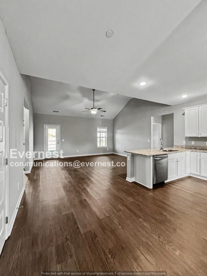 1111 Prospect Ct - Photo 5 of 30