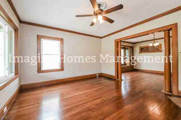 1477 Northland Ave #1 - Photo 4 of 19