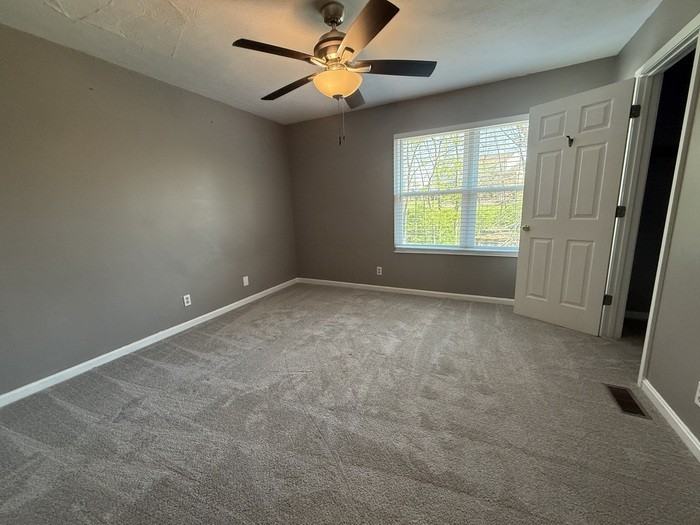 7410 Sterling Springs Way - Photo 7 of 20