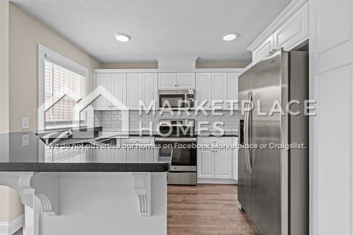 100 Downsbury Rd - Photo 6 of 31