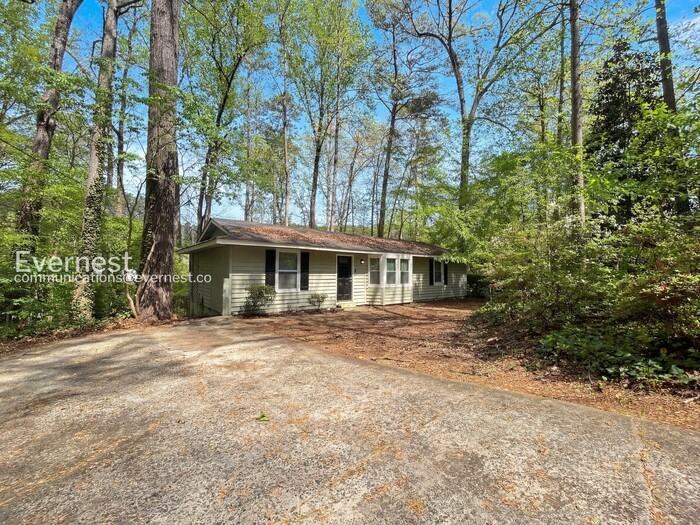 1174 Alemeda Dr - Photo 3 of 29