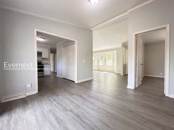 1174 Alemeda Dr - Photo 6 of 29