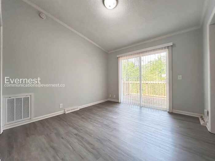 1174 Alemeda Dr - Photo 7 of 29