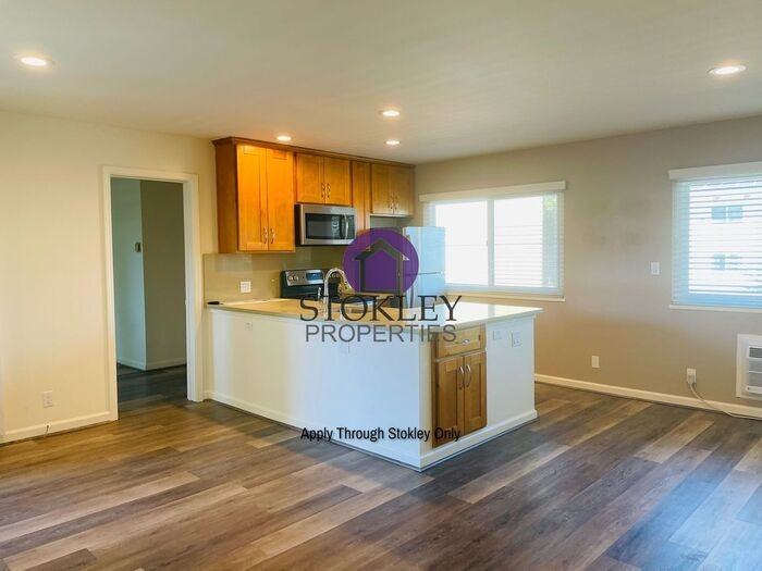 950 Dewing Ave - Photo 3 of 20