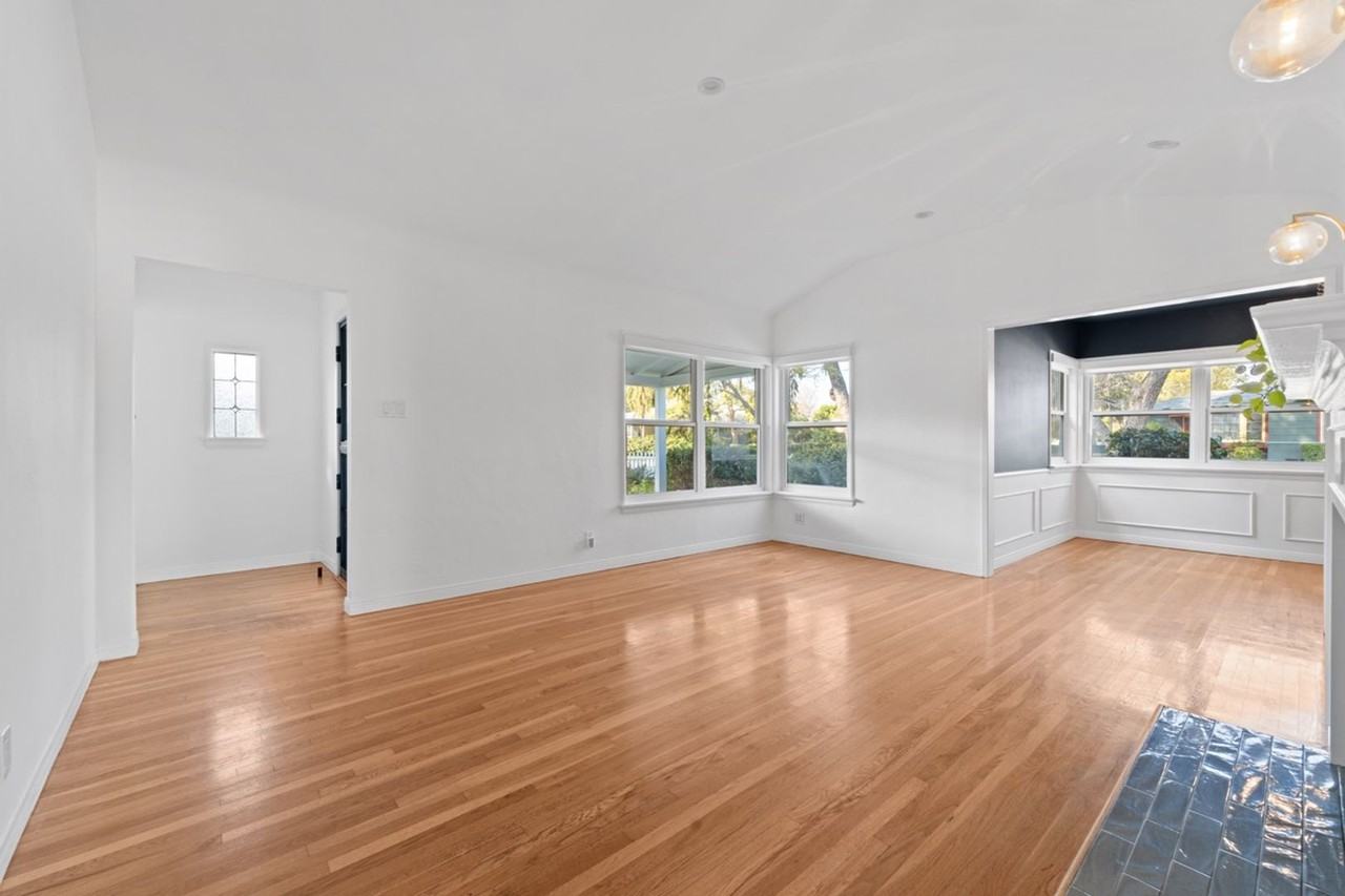 4556 Ethel Ave - Photo 5 of 50