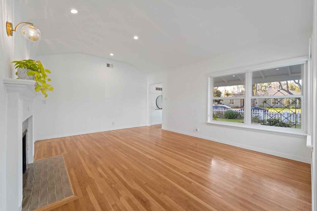 4556 Ethel Ave - Photo 6 of 50