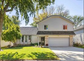 featured image of 15561 Walnut Cir