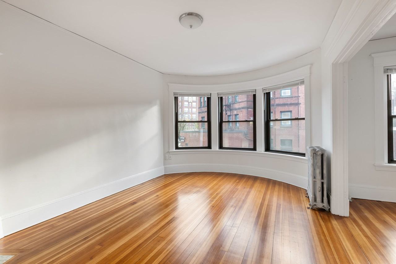 1 Winchester St #401 - Photo 3 of 3