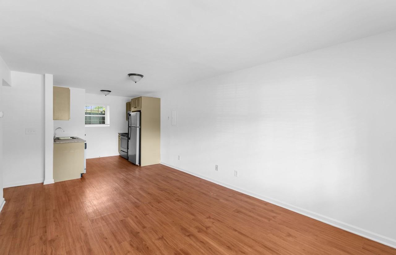 The Avondale Apartments - Photo 3 of 6