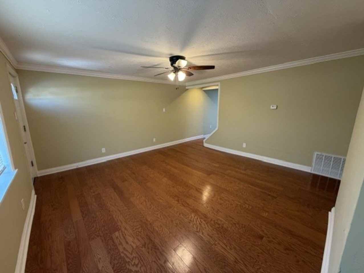 513 S 2nd Ave - Photo 5 of 31