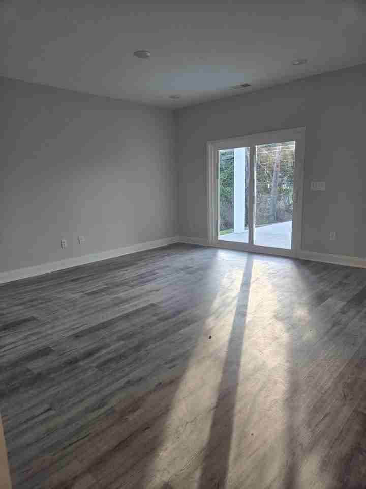 4626 Boxwood Dr #NA - Photo 4 of 12