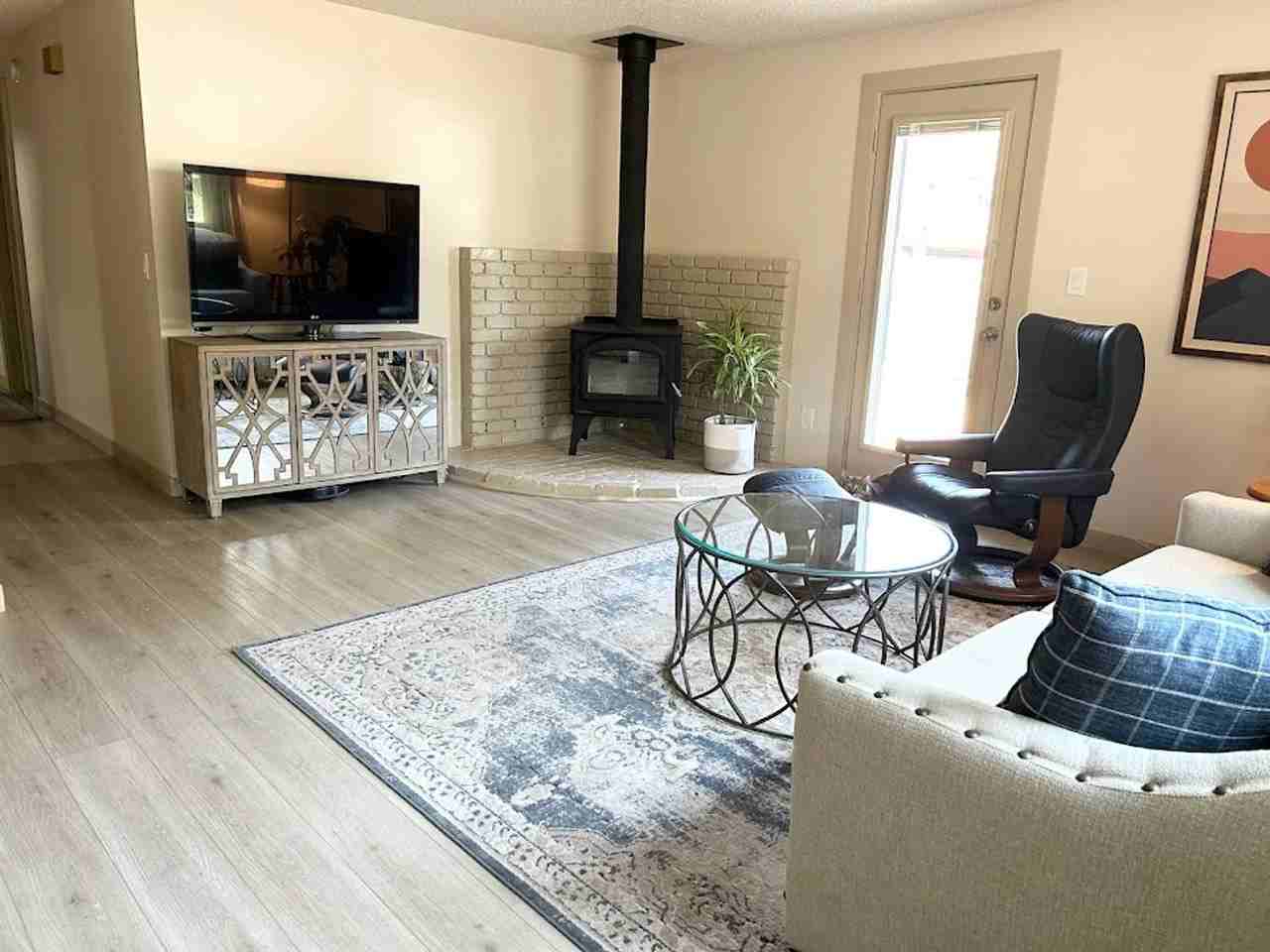 20944 Desert Woods Dr - Photo 2 of 17