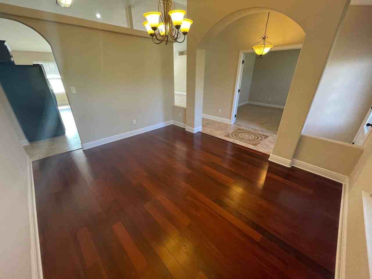 6679 Britt St - Photo 5 of 25