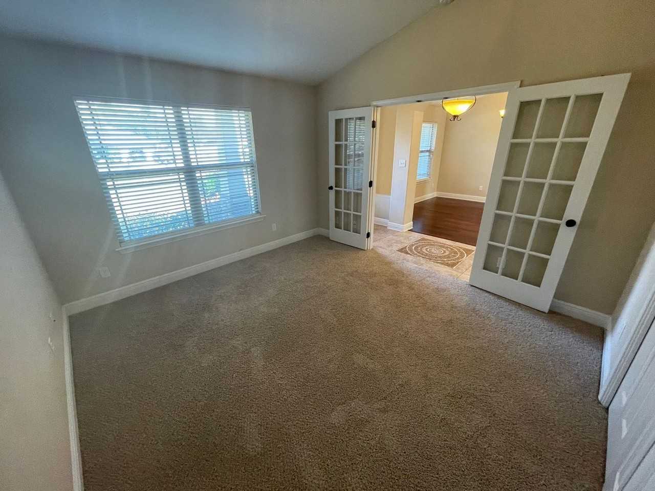 6679 Britt St - Photo 7 of 25