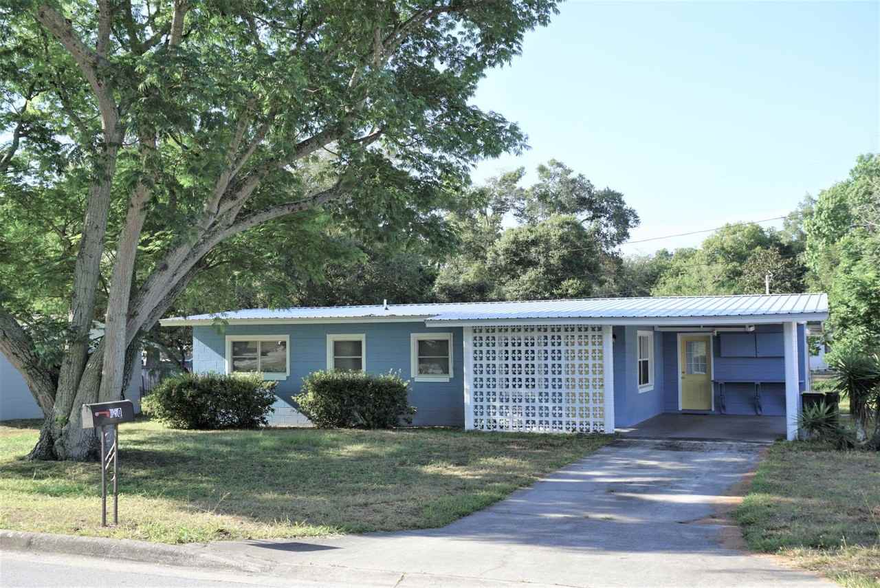 850 Center Ln - Photo 2 of 22