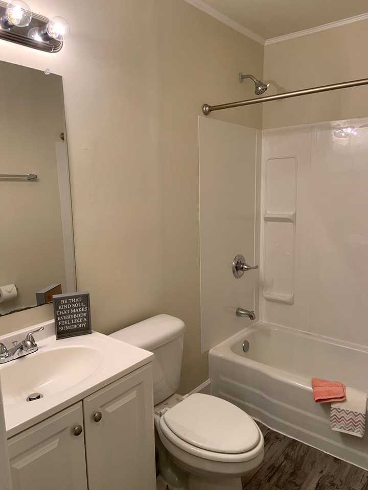 3602 Calvert St - Photo 7 of 17