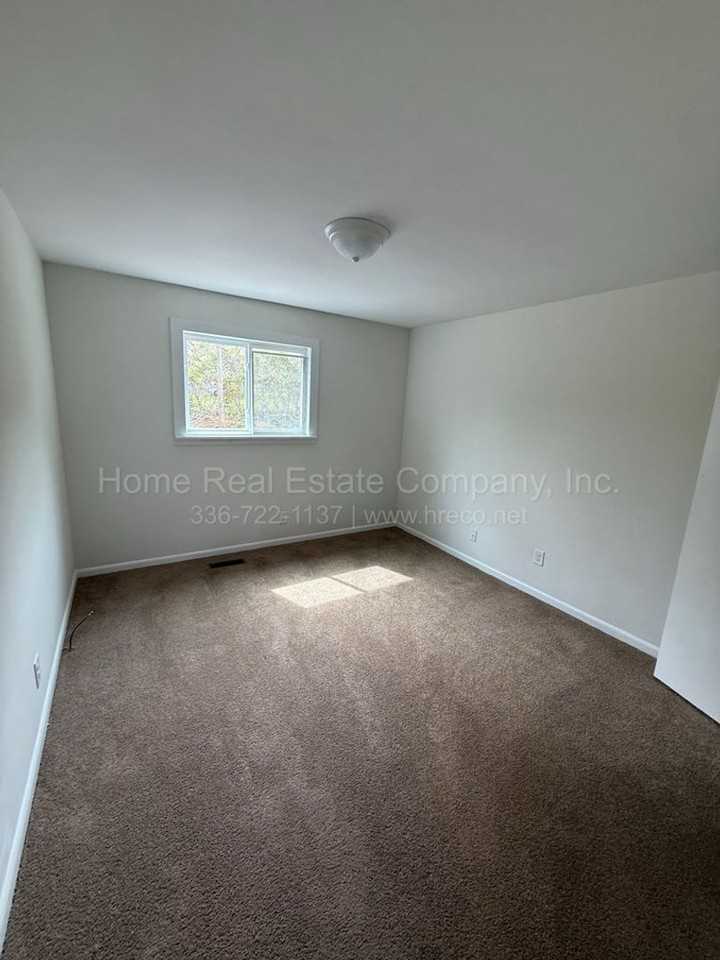 630 Mulberry St - Photo 5 of 6