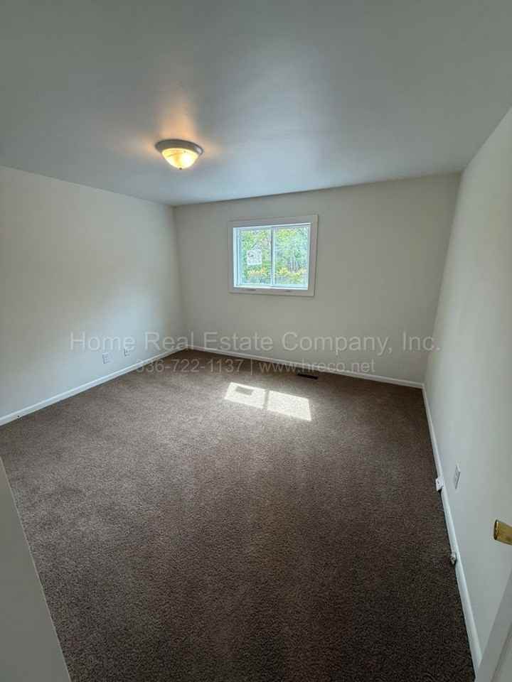 632 Mulberry St - Photo 3 of 6