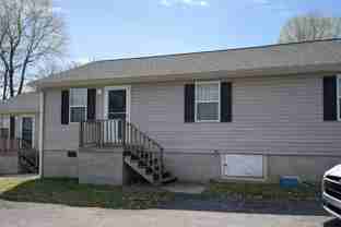 713 E Joyner St - Photo 1 of 1