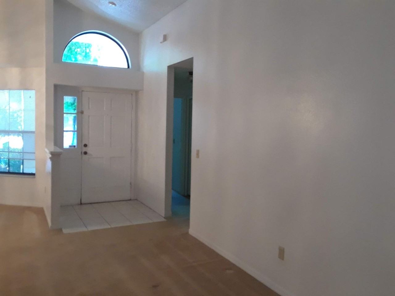 332 Morning Glory Dr - Photo 2 of 16