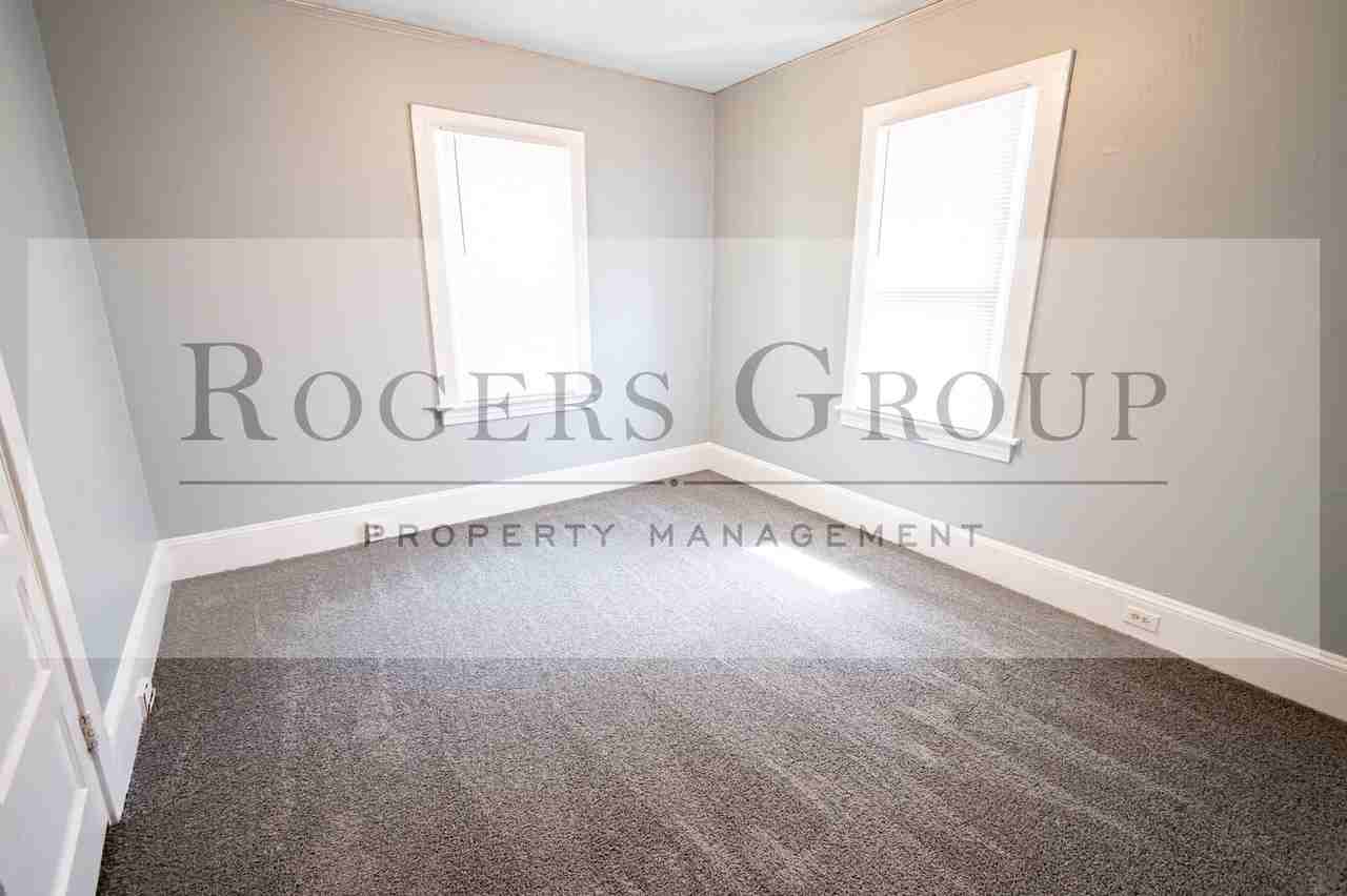 614 Highland Ave - Photo 6 of 9