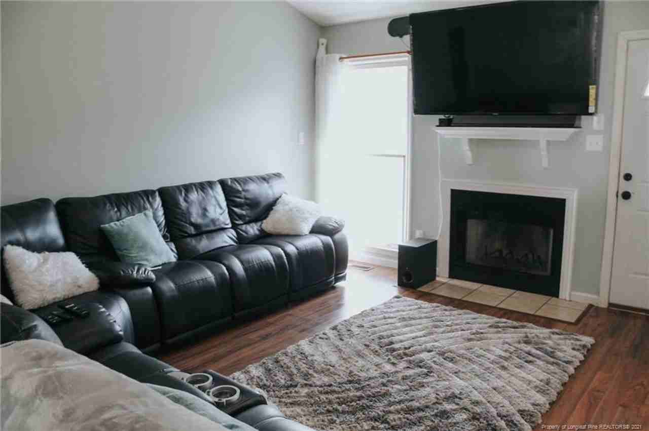 1411 Furnish Dr - Photo 2 of 11