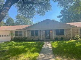 featured image of 410 Delano St