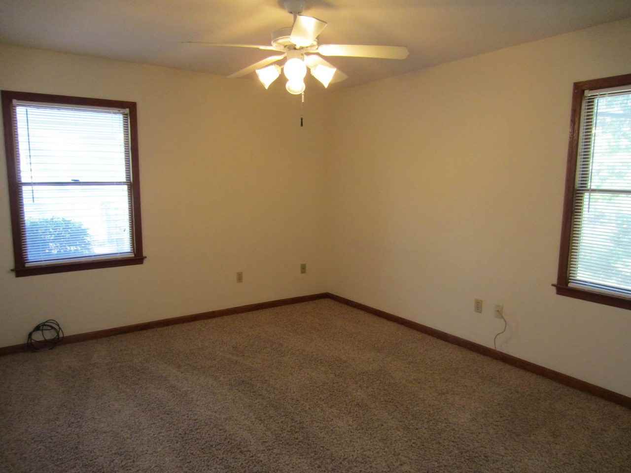 4407 Willow Wood Gate - Photo 3 of 12