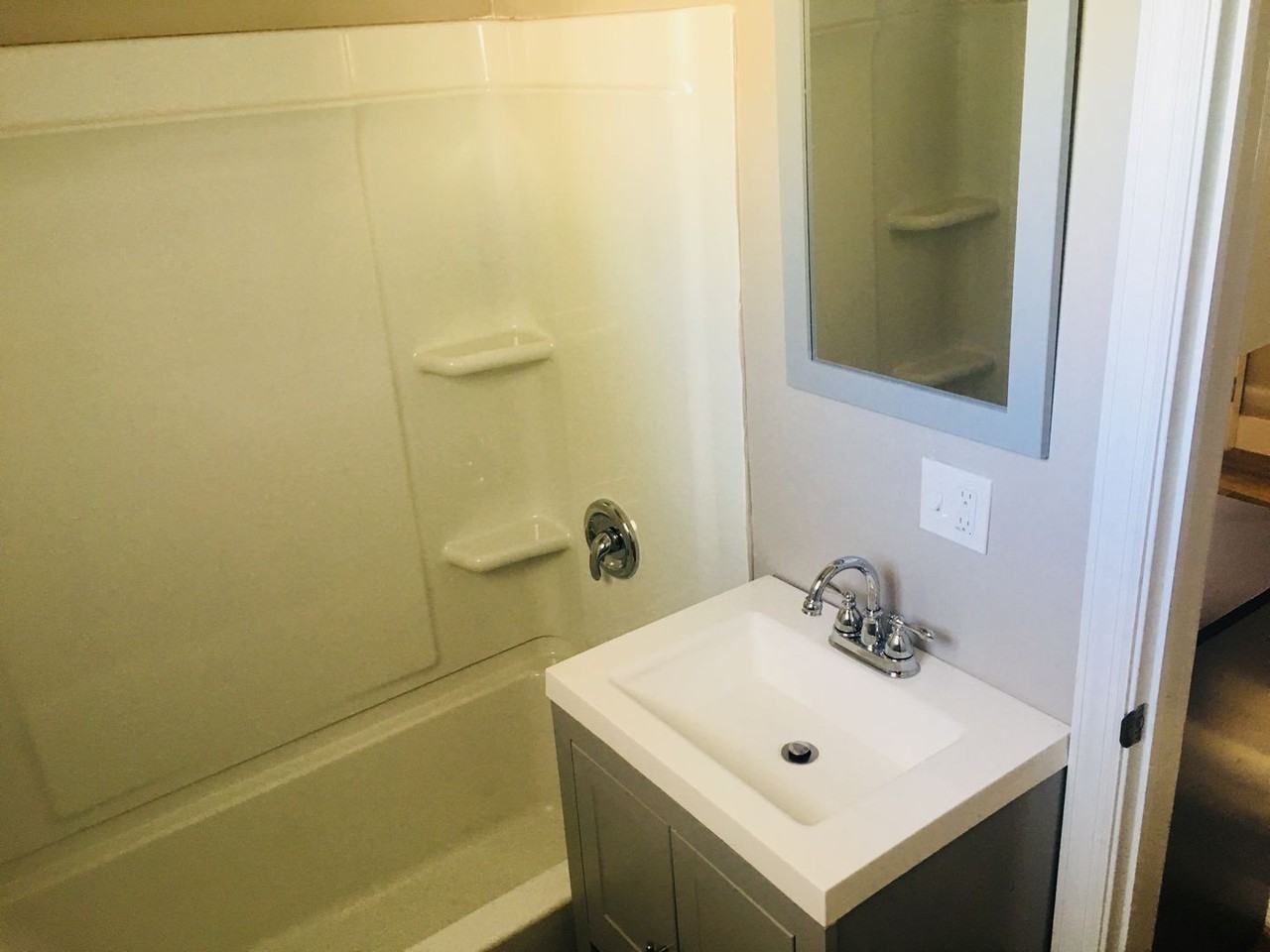 1413 Bingham St - Photo 7 of 12