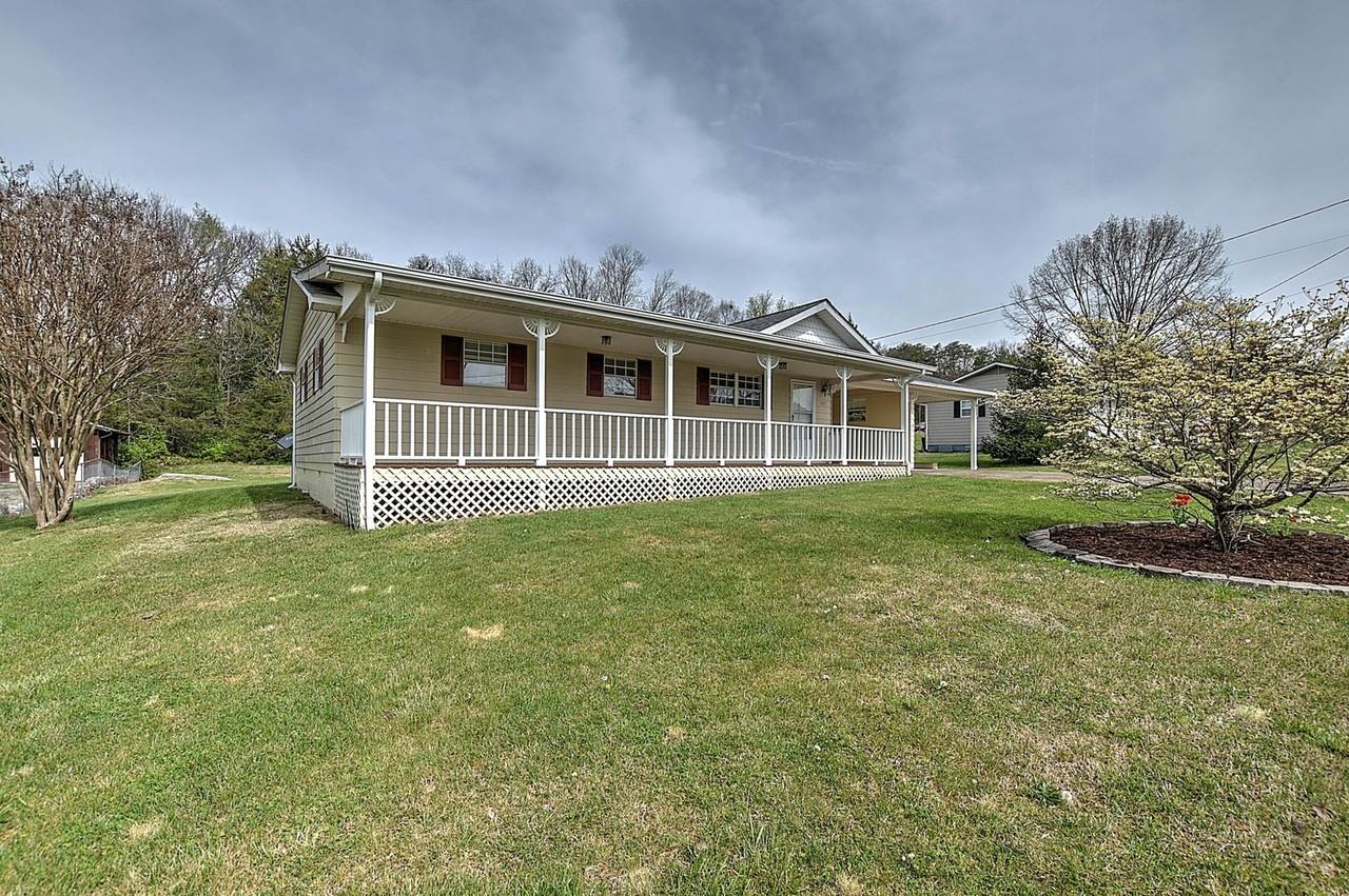 307 Cypress St - Photo 2 of 31