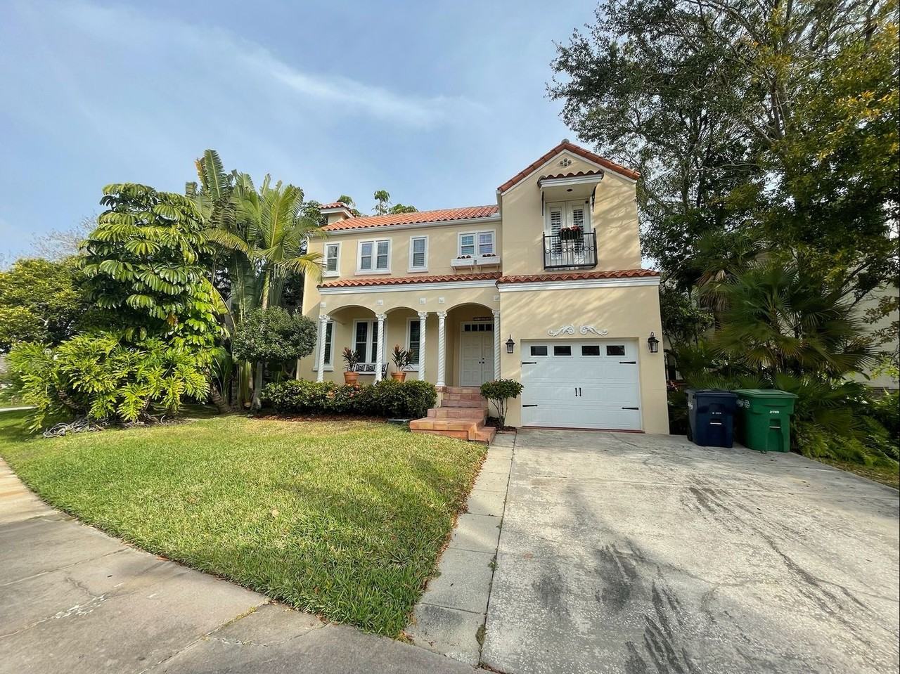 315 Chippewa Ave - Photo 3 of 46