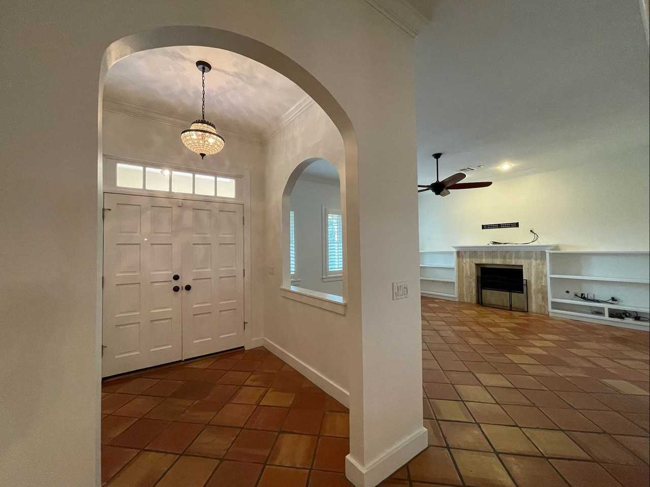 315 Chippewa Ave - Photo 6 of 46