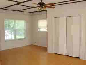 239 Heritage Est - Photo 3 of 7