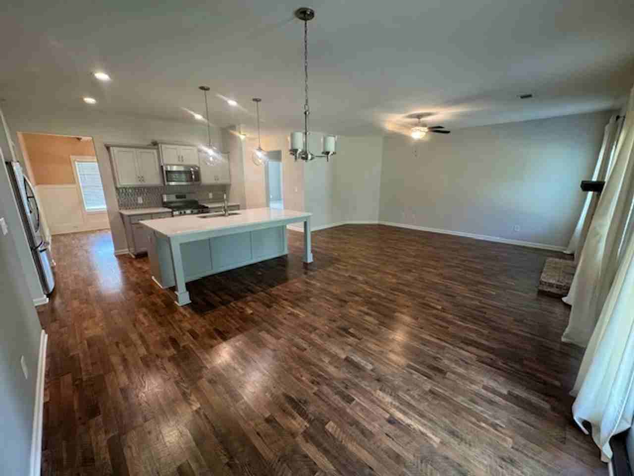 261 Fenwick Farms Dr - Photo 4 of 15