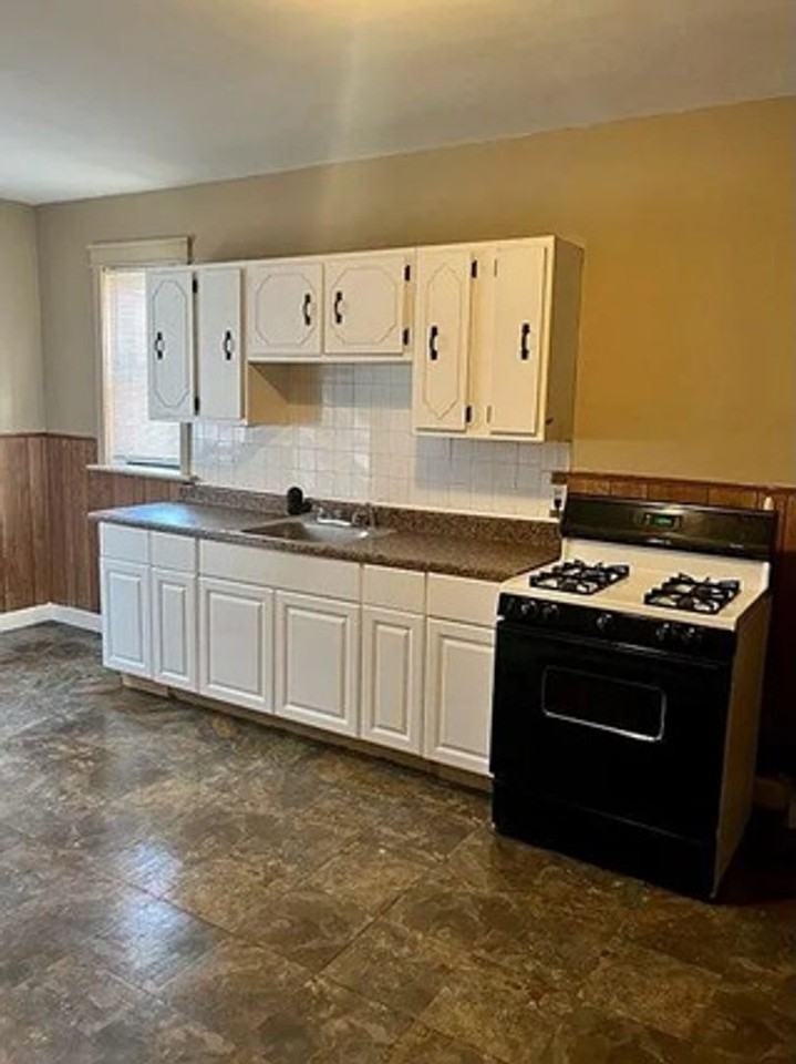 6402 Idaho Ave - Photo 2 of 6