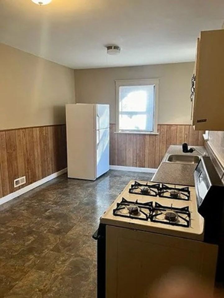 6402 Idaho Ave - Photo 3 of 6