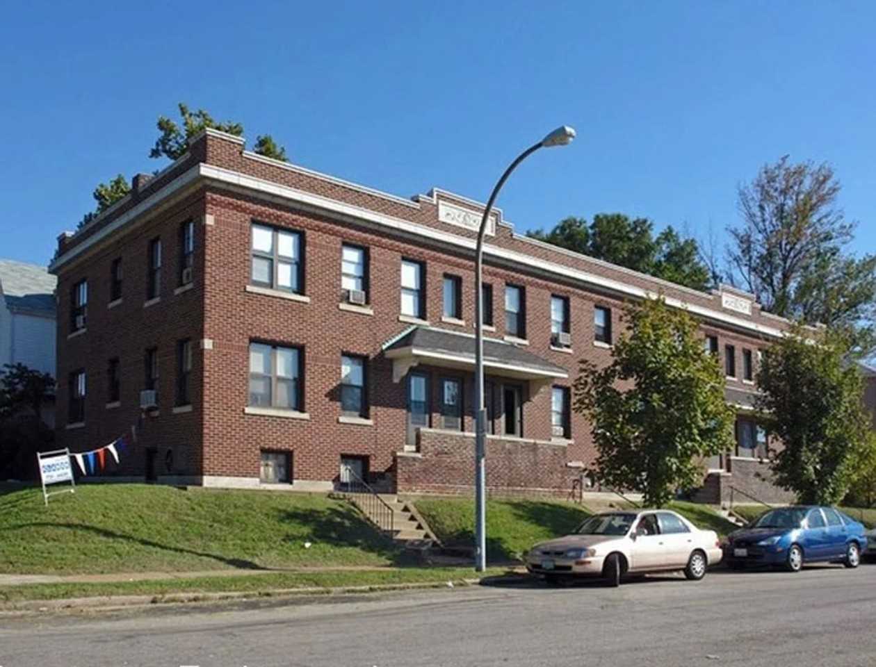 6402 Idaho Ave - Photo 6 of 6