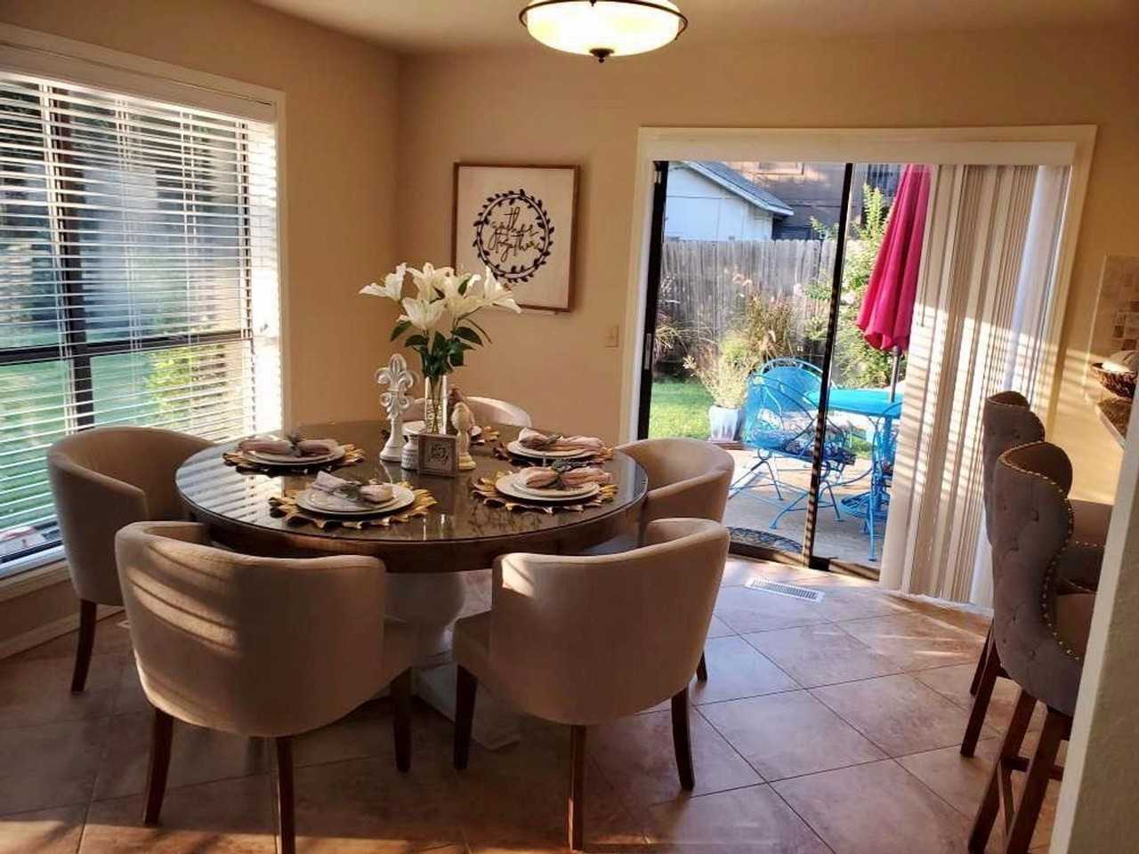 3837 Ives Way - Photo 6 of 22