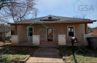 10 10th St - Photo 1 of 1